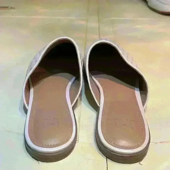 MARC F I S H E R white leather mules size 8 - Picture 2 of 4